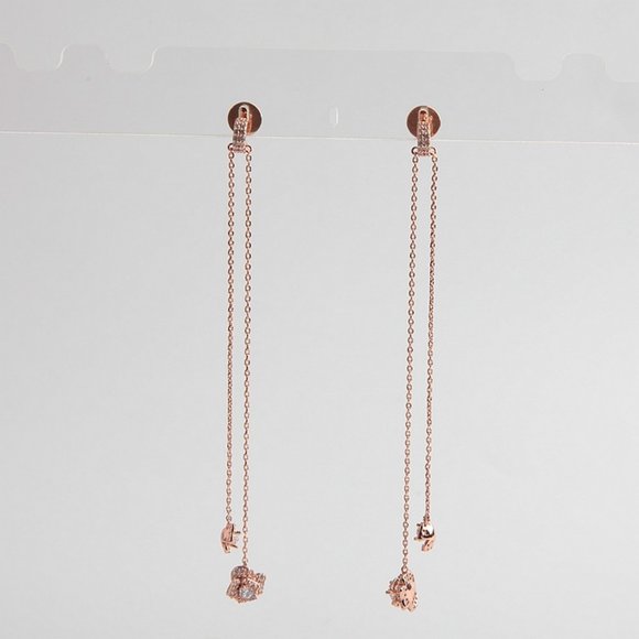 henri bendel Jewelry - Henri Bendel Flash Diamond Pendant Earrings henri bendel Jewelry - Henri Bendel Flash Diamond Pendant Earrings